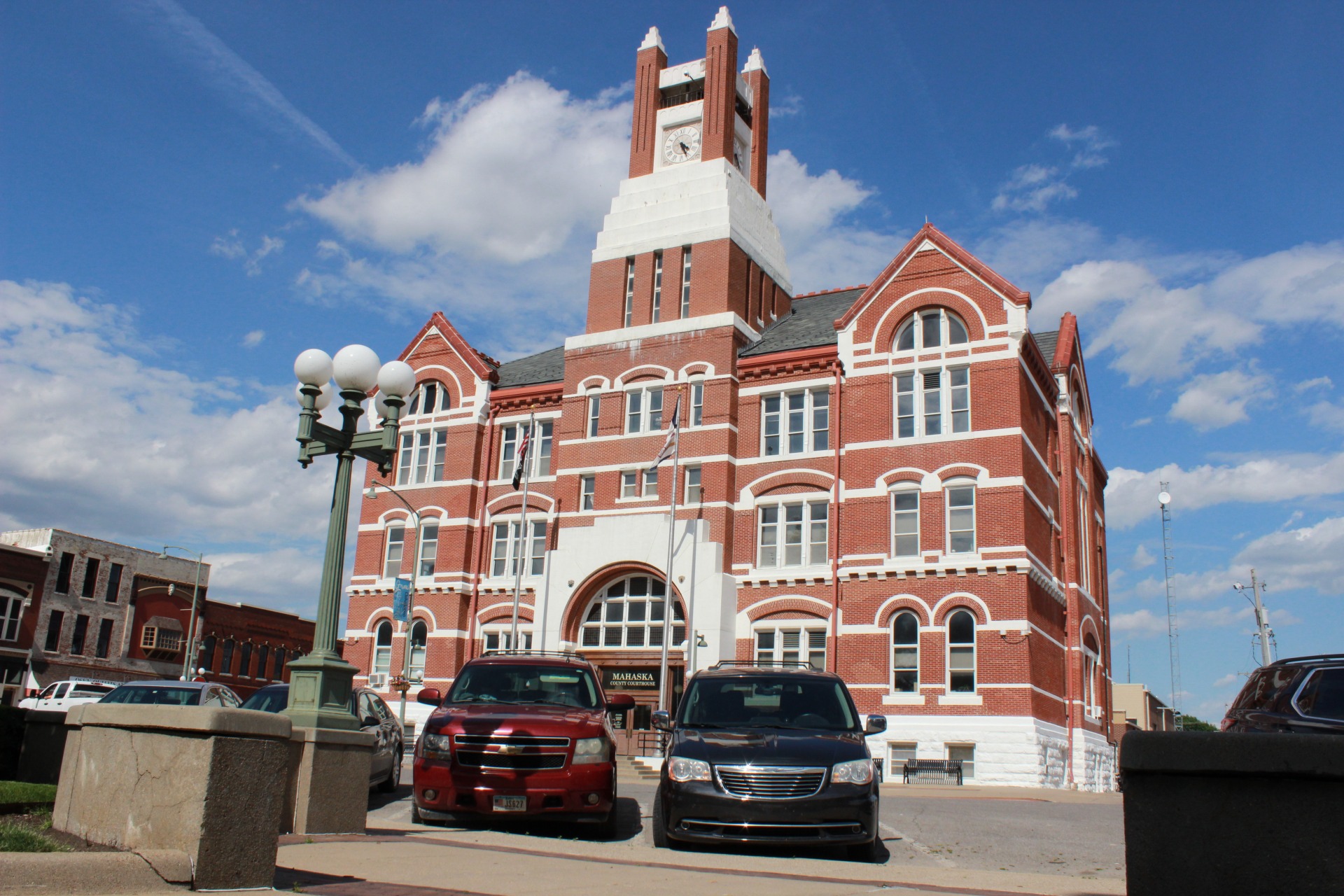 Oskaloosa Main Street I swinger photo Oskaloosa Main Street I Porn Photo Hd